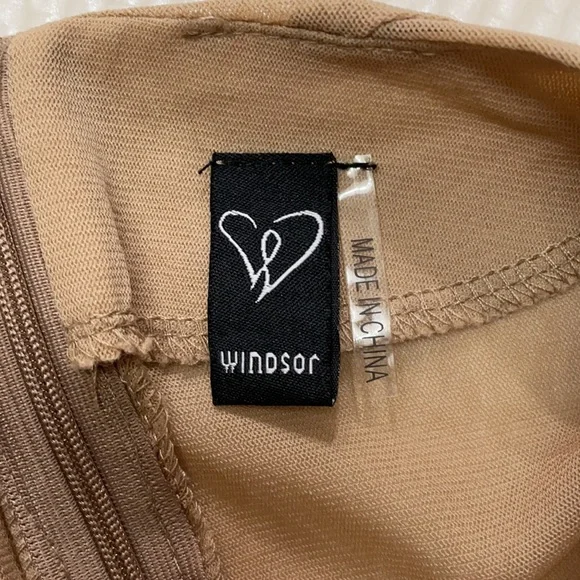 Windsor jewel mesh long sleeve nude top size L - Picture 4 of 5